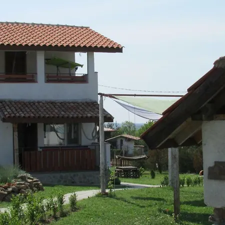 Vendégház клуб #дворът Theyardclub *